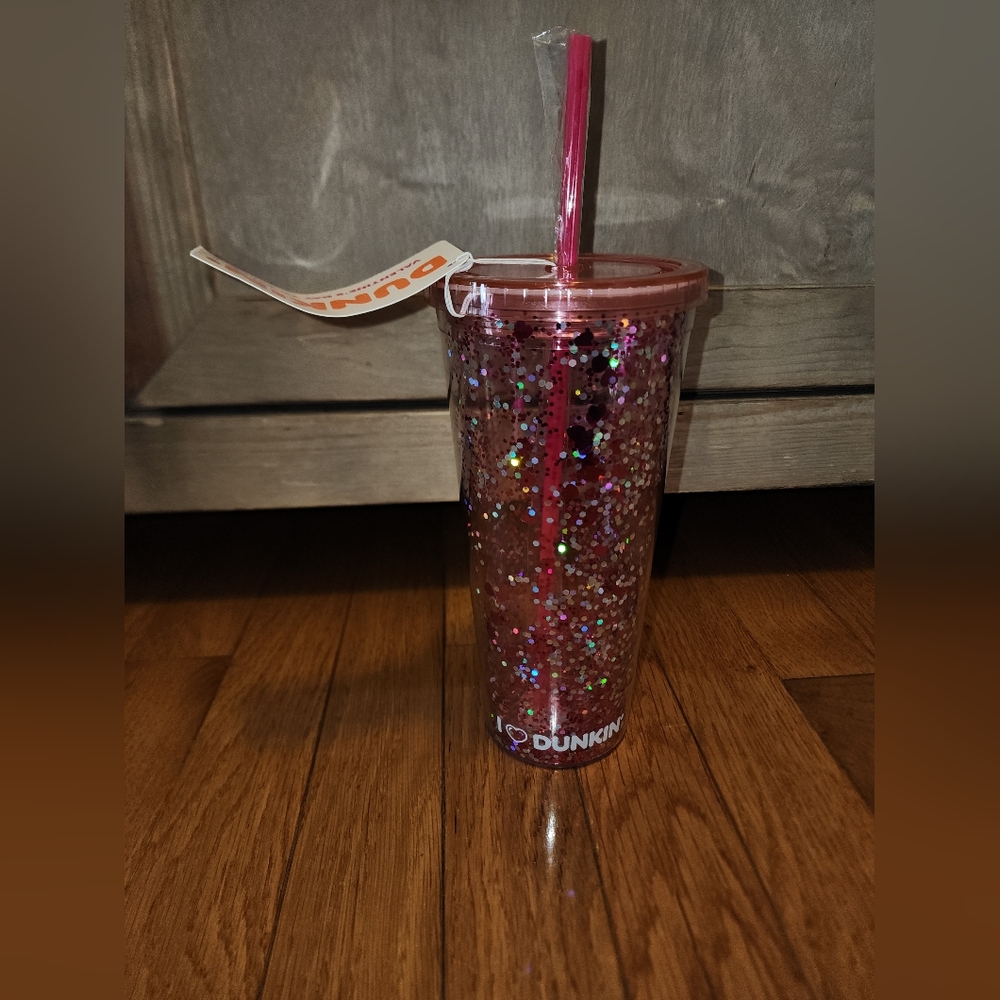 Dunkin cup